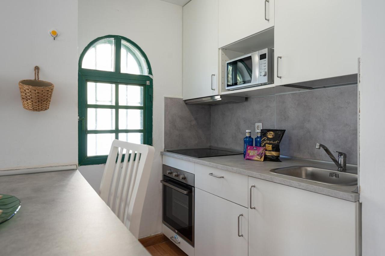 Homeforguest Apartment With Pool And Terrace 1 Min From The Beach كوراليهو المظهر الخارجي الصورة